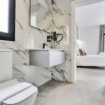 Gaudi *